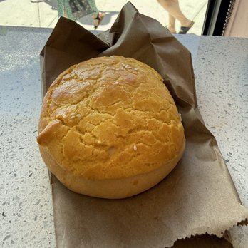 Chiu Quon Bakery & Dim Sum - Close up of red bean!! - Bakeries Near Me - Chicago, Illinois