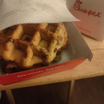 Chick-fil-A - Chicken and waffles sandwich - Fast Food Near Me - Plano, Texas