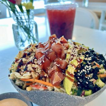 JuiceUs - Cali Poke Style - Juice Bars & Smoothies Near Me - Weslaco, Texas JuiceUs - Cali Poke Style - Juice Bars & Smoothies Near Me - Weslaco, Texas