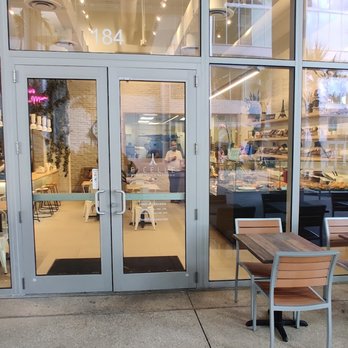 Ficelle Bakery - Bakeries Near Me - Miami, Florida