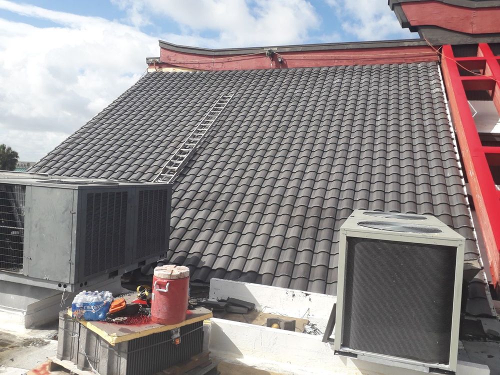 Slide of Di Pasqua Construction