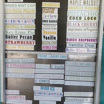 SuperScoops - Ice Cream & Frozen Yogurt Near Me - Henniker, New Hampshire