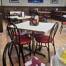 Ocean Pride Seafood - Inside