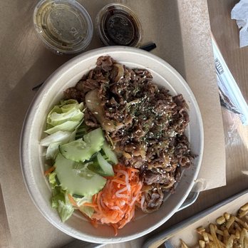 Nguyen's Kitchen - Bulgogi Short Rib Steak Bowl - Asian Fusion Near Me - Carson, California