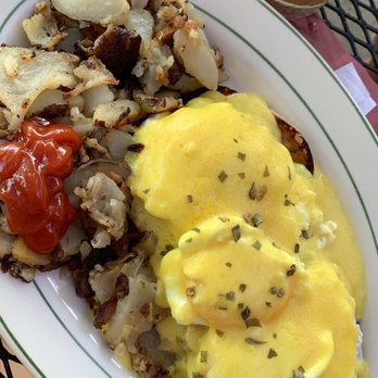 Egg & I - crab cake eggs benedict - New American Near Me - Hyannis, Massachusetts Egg & I - crab cake eggs benedict - New American Near Me - Hyannis, Massachusetts