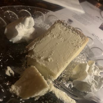 Annabel Lee Tavern - The cheesecake - Pubs Near Me - Baltimore, Maryland
