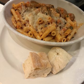 Pastini - Rigatoni with Meat Sauce Bolognese - Italian Near Me - Portland, Oregon Pastini - Rigatoni with Meat Sauce Bolognese - Italian Near Me - Portland, Oregon