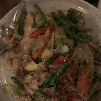Thai Garden - Vegetarian Pad Thai - Thai Near Me - Northampton, Massachusetts