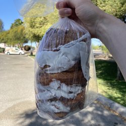 Kneaders Bakery & Cafe - Chunky cinnamon loaf bread