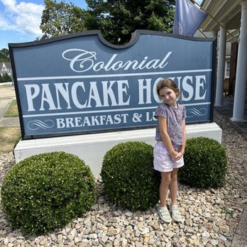 Colonial Pancake House - Sign - Breakfast & Brunch Near Me - Williamsburg, Virginia Colonial Pancake House - Sign - Breakfast & Brunch Near Me - Williamsburg, Virginia