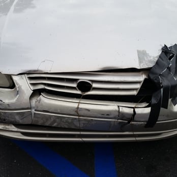Uber - This is my car after a long beach uber driver pulled into traffic. The insurance for uber has not settled - Taxis Near Me