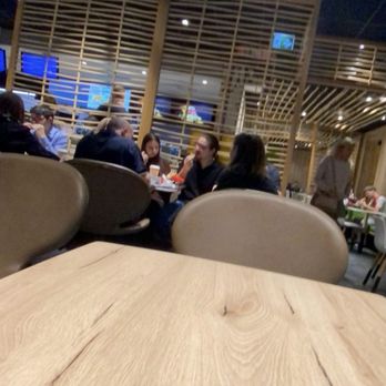 McDonald's - Sauberer Tisch - Fast Food Near Me - Tribuswinkel, 3 McDonald's - Sauberer Tisch - Fast Food Near Me - Tribuswinkel, 3