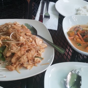 Pusadee's Garden - Pad thai & pumpkin curry - Thai Near Me - Pittsburgh, Pennsylvania Pusadee's Garden - Pad thai & pumpkin curry - Thai Near Me - Pittsburgh, Pennsylvania