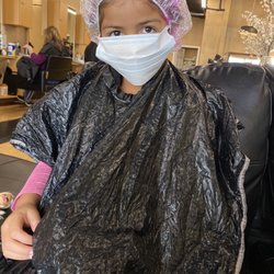 Heads First Hair Salon - Little sister dying her hair pink (no bleach)