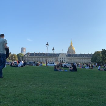 Esplanade des Invalides - Parks Near Me - Paris, 75 Esplanade des Invalides - Parks Near Me - Paris, 75
