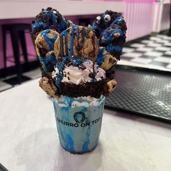 Churro On Top - Cookie Muncher - Desserts Near Me - Arlington, Texas