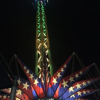 Six Flags Discovery Kingdom - Sky screamer - Amusement Parks Near Me - Vallejo, California