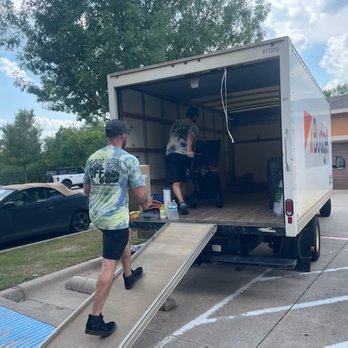 Armadillo Moving - Let's go - Movers Near Me Armadillo Moving - Let's go - Movers Near Me