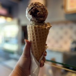 Salt & Straw - Day-Old Bread Pudding & Chocolate Ganache & Coffee & Love Nuts