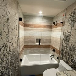 THE ROCK Glass & Mirror Company