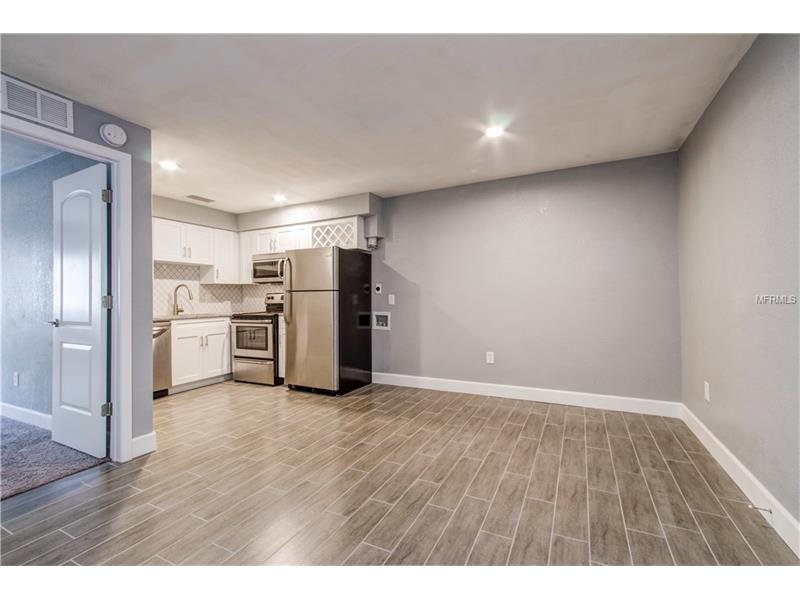 PRIME TIME PAINT Updated September 2024 32 Photos 2319 W Bristol