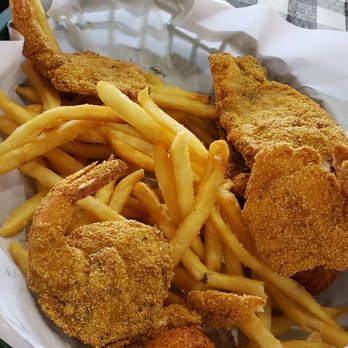 Flying Fish - 2 Fish filets, 4 shrimp basket - Seafood Near Me - Garland, Texas
