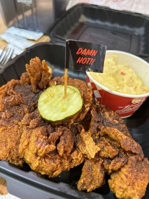 Hattie B’s Hot Chicken by null