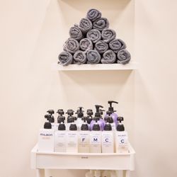 Andrew Hair Studio - Keep salon really clean and neat