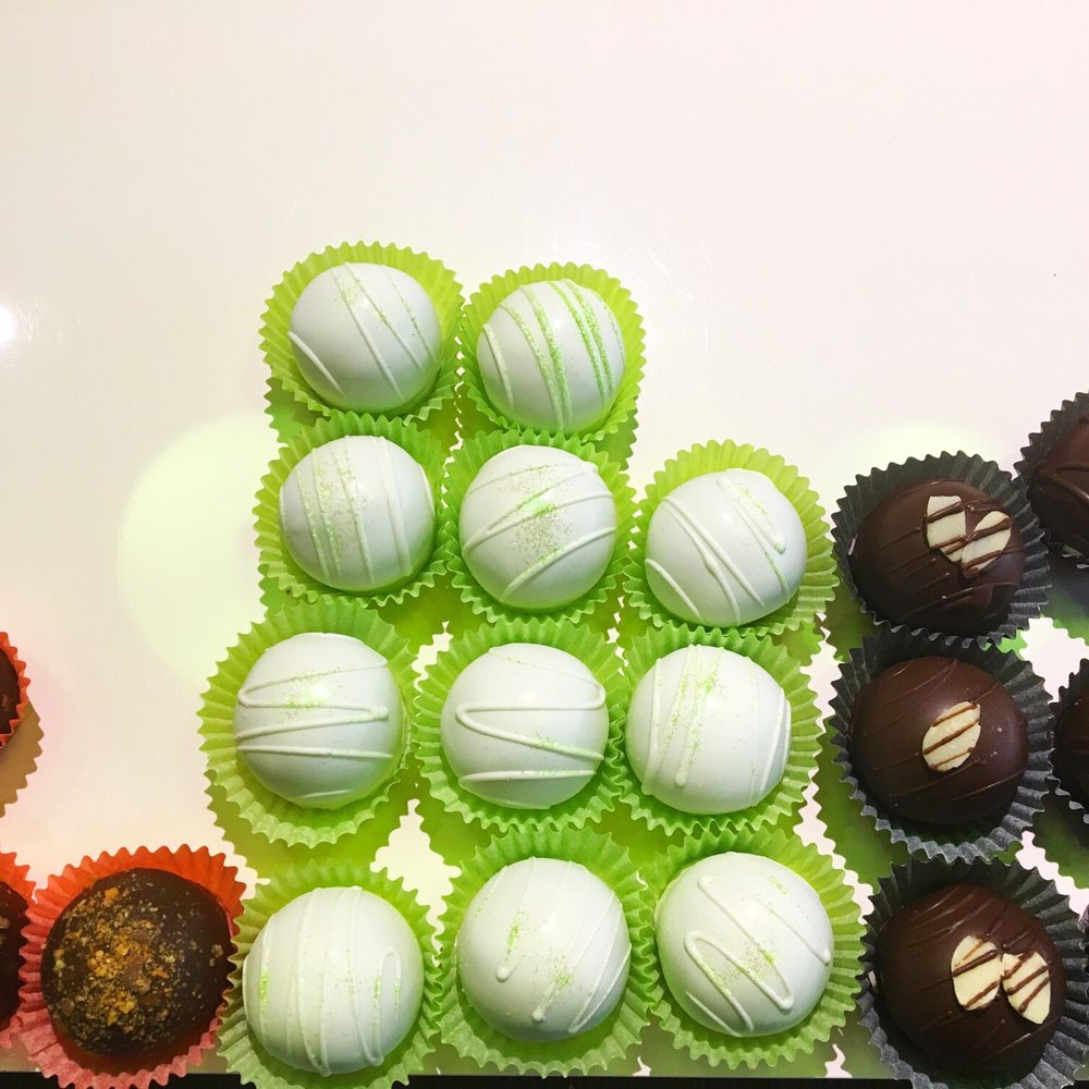 Sweet Doctors - Cake balls (left to right) - Butterfinger, Key Lime, Orange Crunch - Desserts Near Me - Sarasota, Florida Sweet Doctors - Cake balls (left to right) - Butterfinger, Key Lime, Orange Crunch - Desserts Near Me - Sarasota, Florida