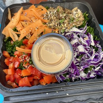 Green Box Kitchen - Chopped Thai Salad - Vegan Near Me - Wilmington, Delaware Green Box Kitchen - Chopped Thai Salad - Vegan Near Me - Wilmington, Delaware