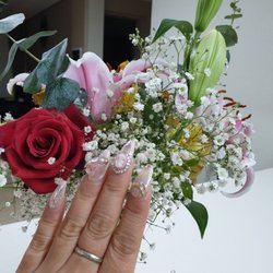 Hana Nail