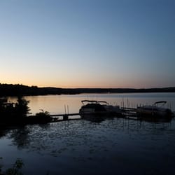 Lake 'N Pines Motel