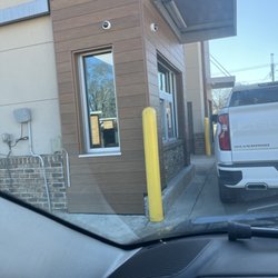 Burger King - Waiting in drive thru