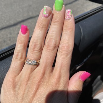 Beauty Nail & Spa - Tina does an amazing job! This is the dip powder with a fun design she painted. - Waxing Near Me - Kennewick, Washington Beauty Nail & Spa - Tina does an amazing job! This is the dip powder with a fun design she painted. - Waxing Near Me - Kennewick, Washington