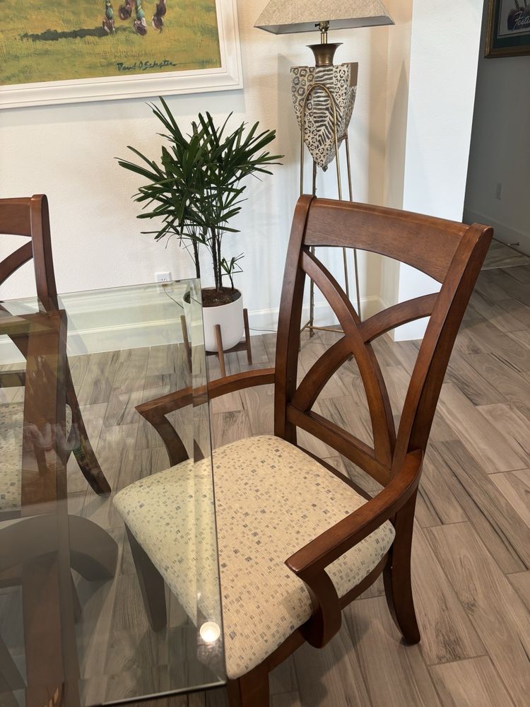 Garth & Ally Furniture Upholsterers - upholstery in Valrico, FL