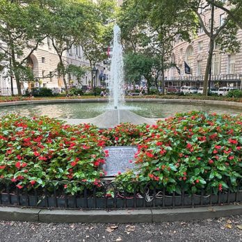 Bowling Green - BOWLING GREEN Fountain. - Parks Near Me - New York, New York
