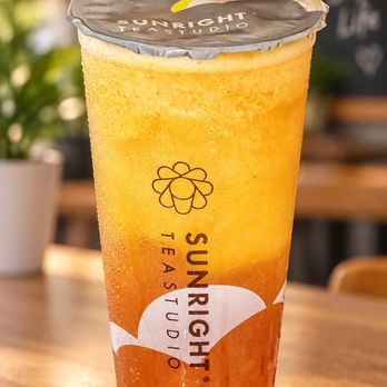 Sunright Tea Studio - Alhambra - Peach Frostie with Jasmine Tea Jelly - Bubble Tea Near Me - Alhambra, California