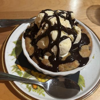 Watershed Pub & Kitchen - Cookie boat - Pubs Near Me - Seattle, Washington