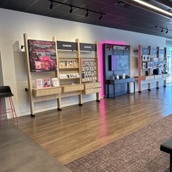 T-Mobile - T Mobile Store - Mobile Phones Near Me - Manassas, Virginia T-Mobile - T Mobile Store - Mobile Phones Near Me - Manassas, Virginia