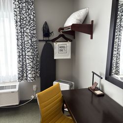 Hotel One75 - Inside
