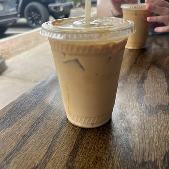Inner Circle Cafe - Vanilla latte - Coffee & Tea Near Me - Scottsdale, Arizona