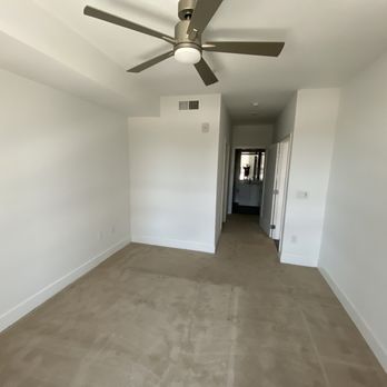 AMLI Park Broadway - Master Bedroom - Apartments Near Me - Long Beach, California AMLI Park Broadway - Master Bedroom - Apartments Near Me - Long Beach, California