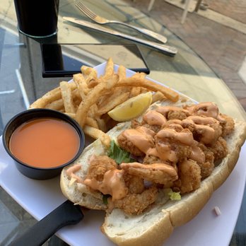 Old Florida Bar & Grill - Shrimp Po' Boy - Seafood Near Me - Jupiter, Florida