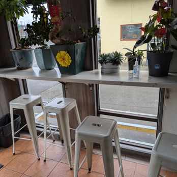 Boss Tea - Seating - Coffee & Tea Near Me - Seattle, Washington