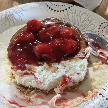 Kohnen's Country Bakery - Cherry cheesecake - Bakeries Near Me - Tehachapi, California Kohnen's Country Bakery - Cherry cheesecake - Bakeries Near Me - Tehachapi, California