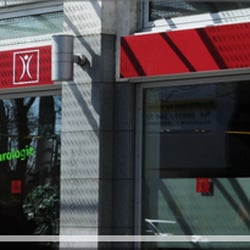 Ambulantes Reha- & Gesundheitszentrum - Aussenansicht Haupteingang
