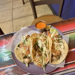 Cositas Ricas - Shrimp tacos