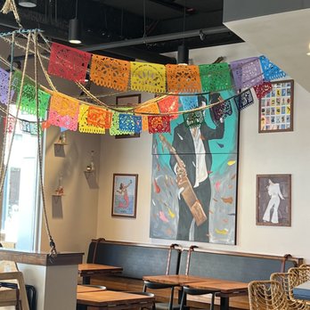 Mercado - Mercato interior - Mexican Near Me - Fort Wayne, Indiana