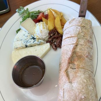 The Floridian - Cheeseboard - Southern Near Me - Saint Augustine, Florida