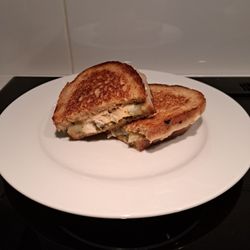 Bread & Cheese Truck - California chicken